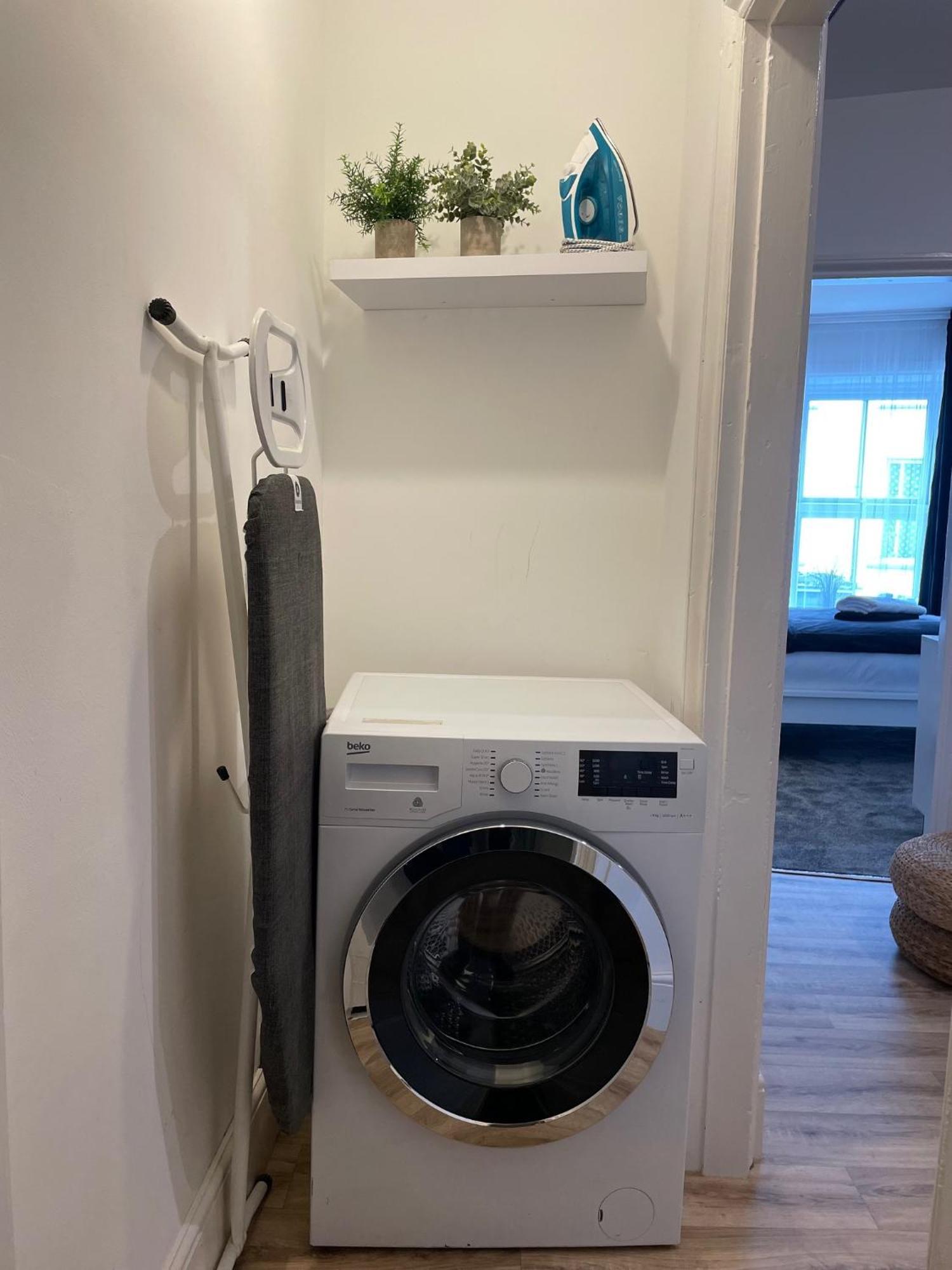Flat 1 Apartment Lampeter Luaran gambar