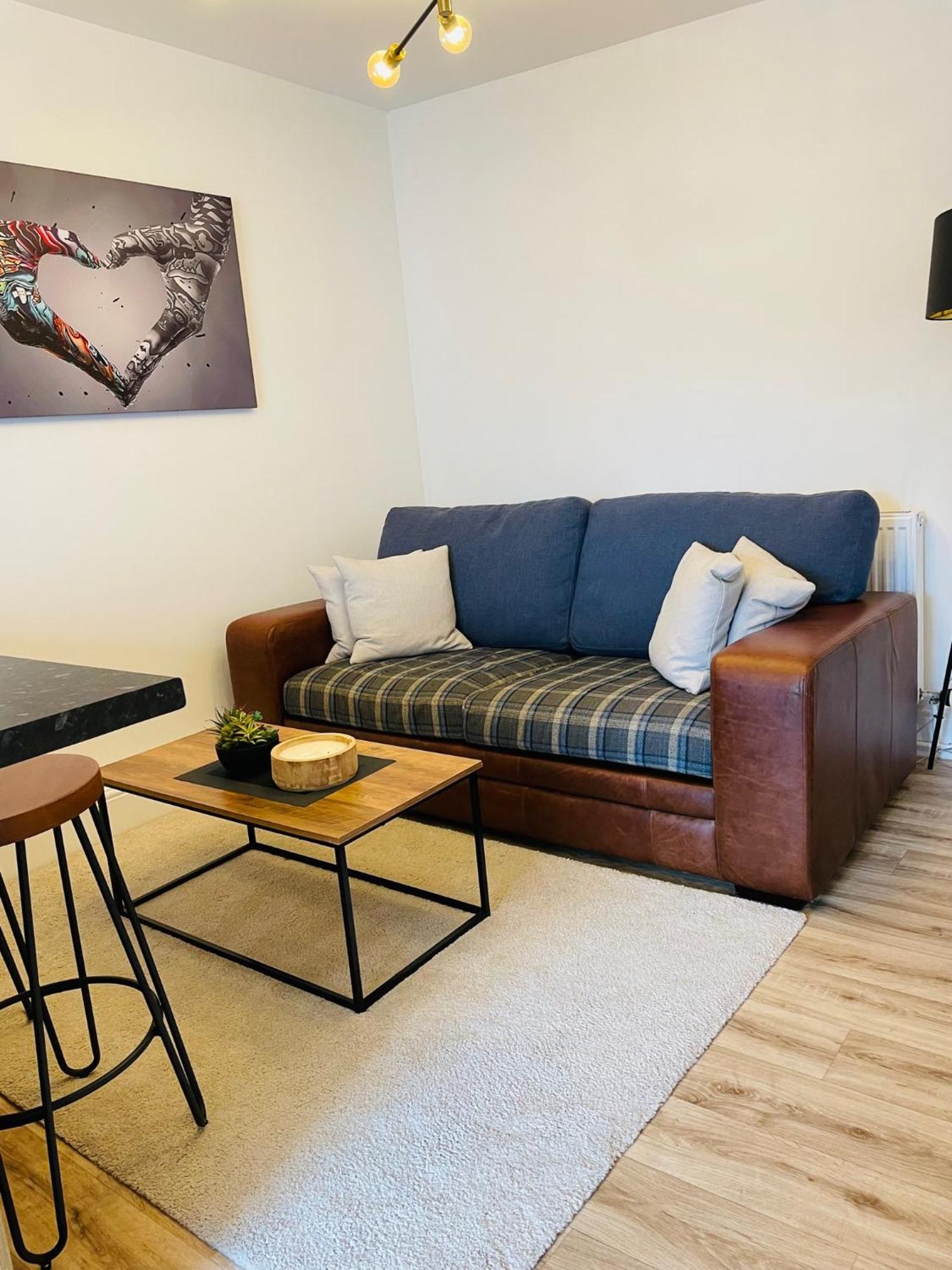 Flat 1 Apartment Lampeter Luaran gambar
