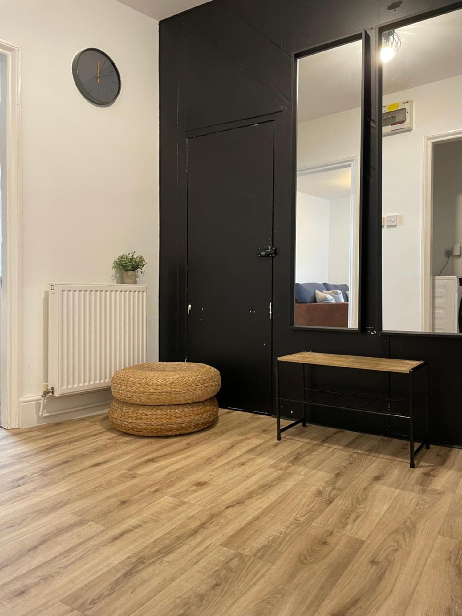 Flat 1 Apartment Lampeter Luaran gambar